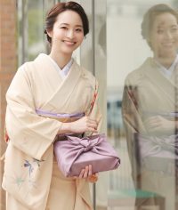 牛居澪子